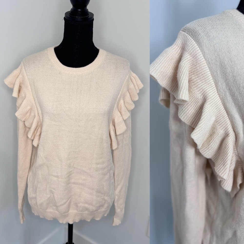 Entro Cream Ruffled Shoulder Casual Sweater (S)